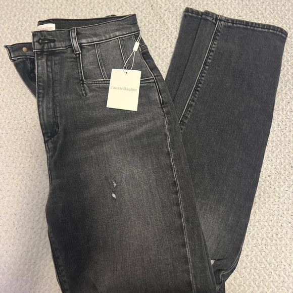 NWT Favorite Daughter Jordie Distressed Jean - Picture 6 of 8